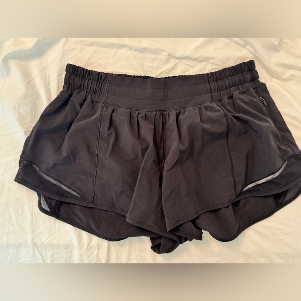 Lululemon Black hotty hot shorts